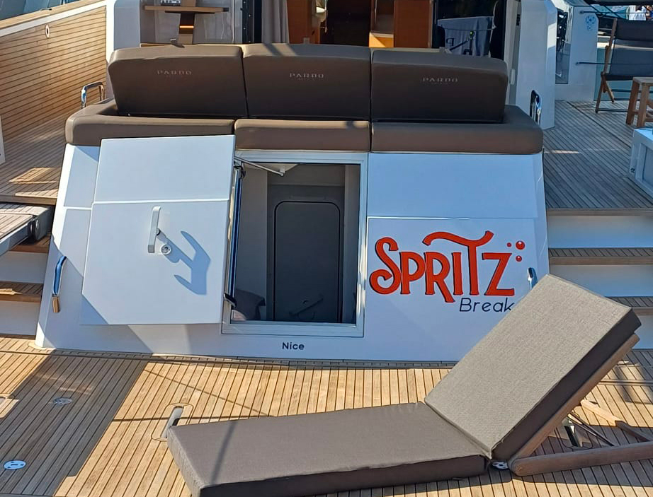 Bottle Lift per Yacht